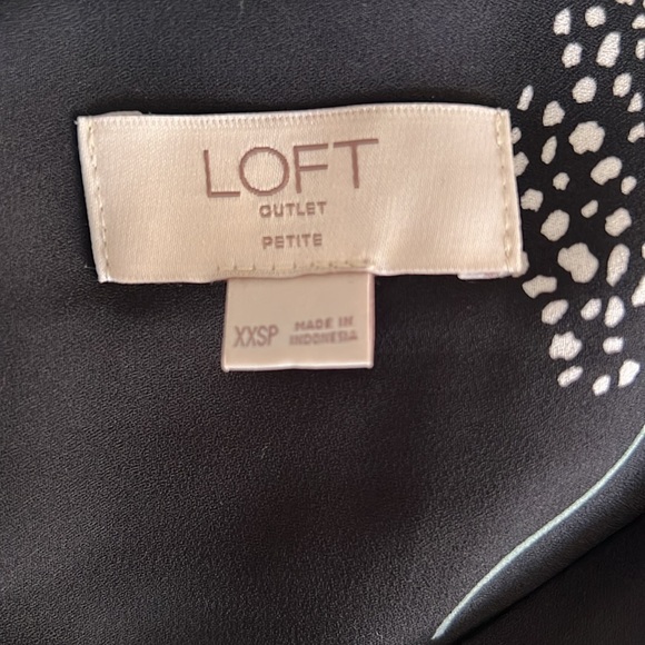 Lot of 3 - Loft Tops - Picture 9 of 9